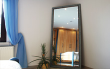 Schlafzimmer No. 1
